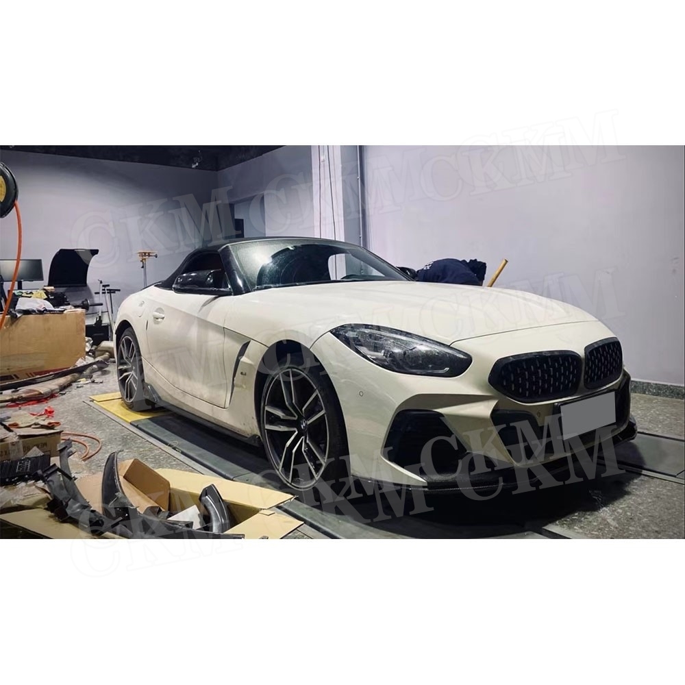 BMW Z4 G29 M Tech 2019 2020 20 - Tech Accessories Kit のレビューと価格